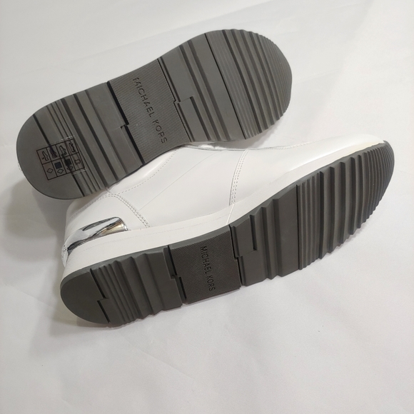 Michael Kors new Size 8 Allie trainer leather sneakers - Picture 8 of 9